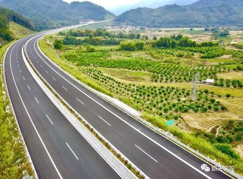 广东新丰至博罗高速公路